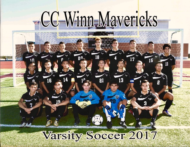 winn boys soccer 2017.jpg